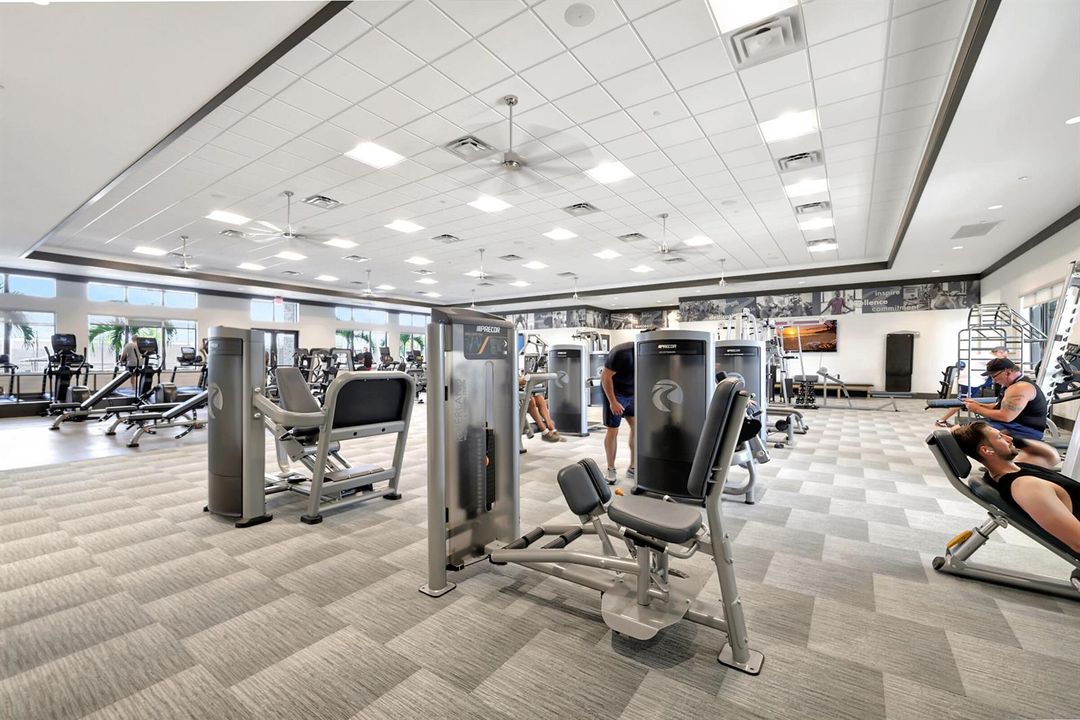 RIVERLAND WELLNESS & FITNESS CENTER