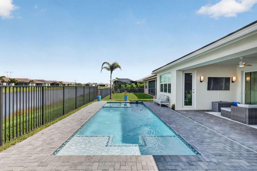11758 SW CORAL COVE PKWY.