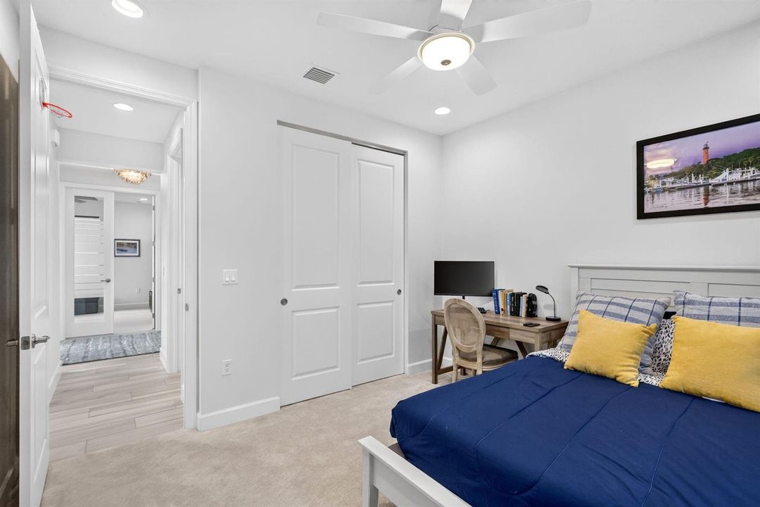 11758 SW CORAL COVE PKWY.