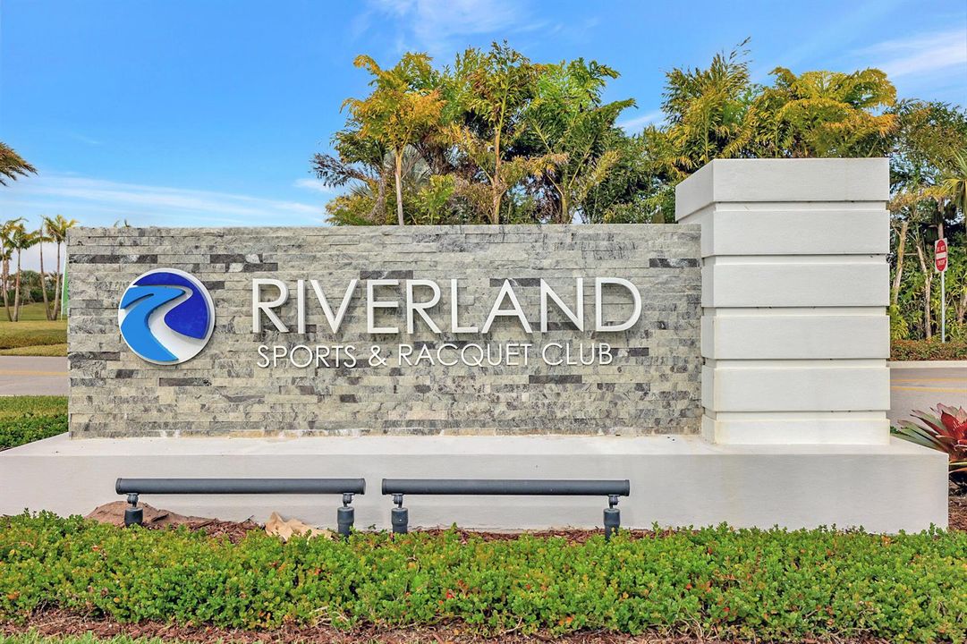 RIVERLAND SPORTS & RACQUET CLUB