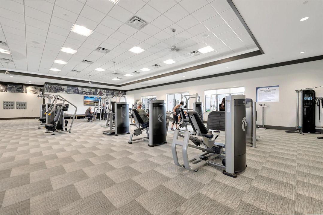 RIVERLAND WELLNESS & FITNESS CENTER