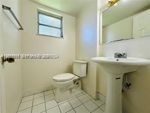 For Sale: $165,000 (2 beds, 1 baths, 1000 Square Feet)