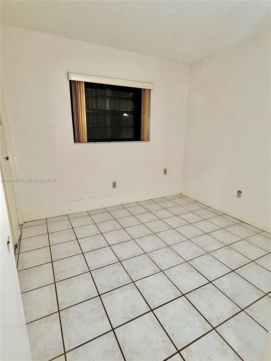 На продажу: $475,000 (3 спален, 1 ванн, 1726 Квадратных фут)