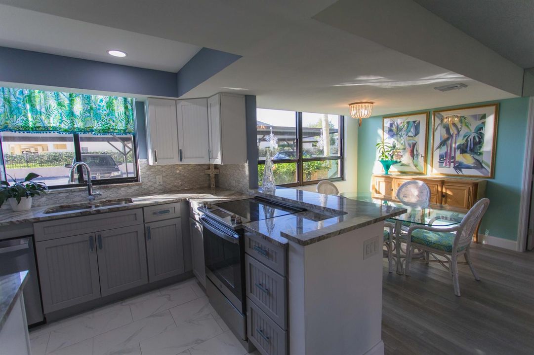 Kitchen.Dining