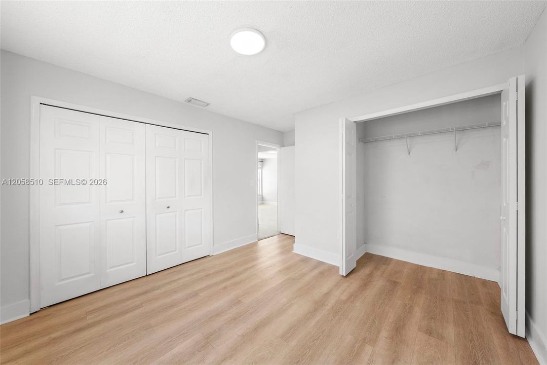 В аренду: $2,975 (2 спален, 2 ванн, 1299 Квадратных фут)