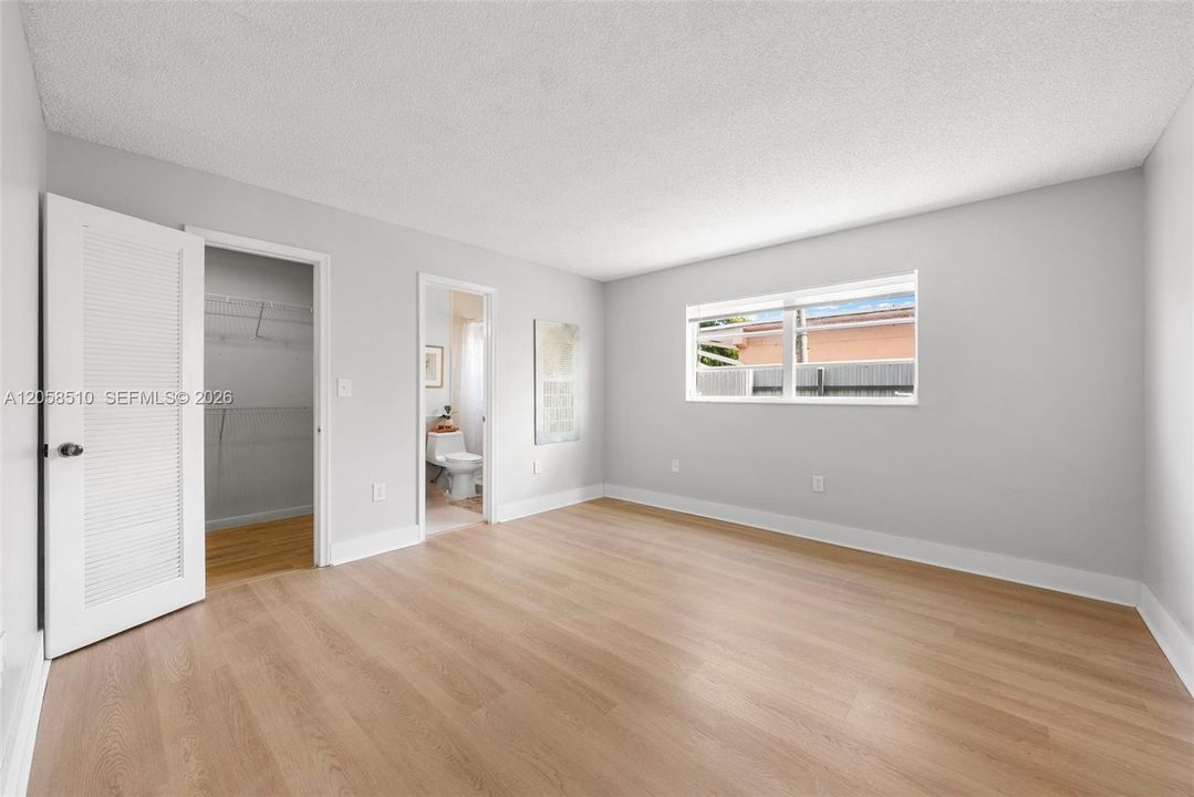 В аренду: $2,975 (2 спален, 2 ванн, 1299 Квадратных фут)