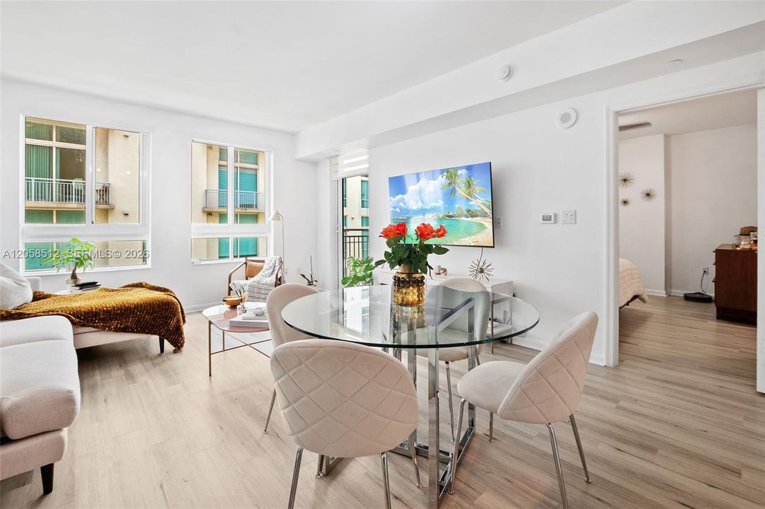 В аренду: $2,350 (1 спален, 1 ванн, 759 Квадратных фут)