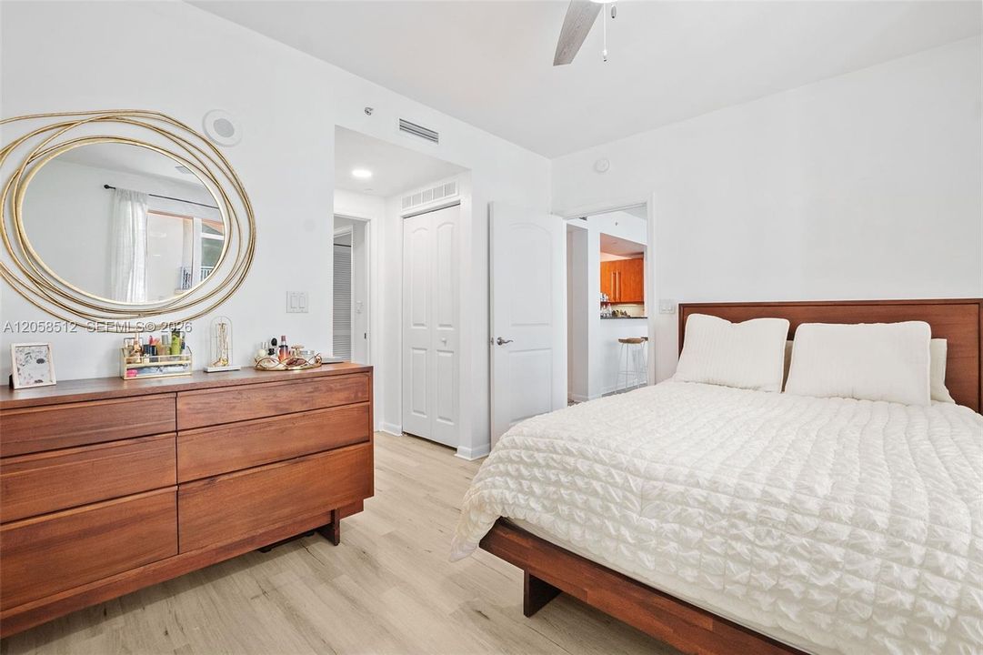 В аренду: $2,350 (1 спален, 1 ванн, 759 Квадратных фут)
