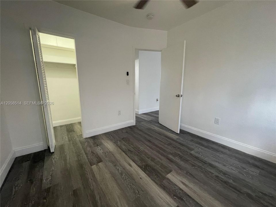 В аренду: $1,400 (1 спален, 1 ванн, 2280 Квадратных фут)