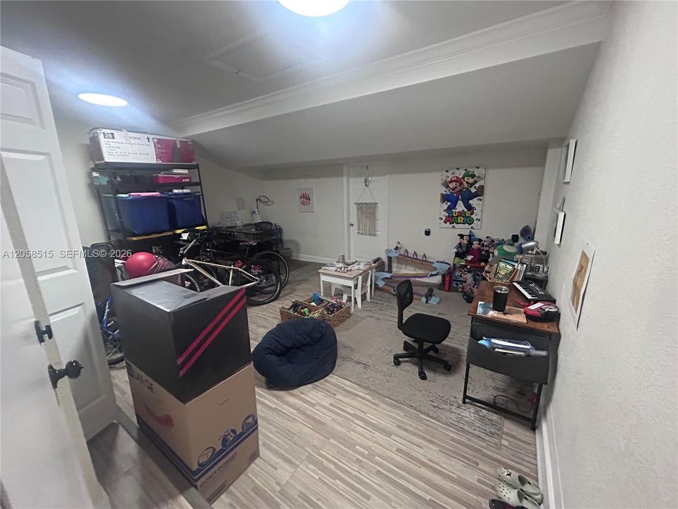 В аренду: $3,300 (3 спален, 2 ванн, 1471 Квадратных фут)