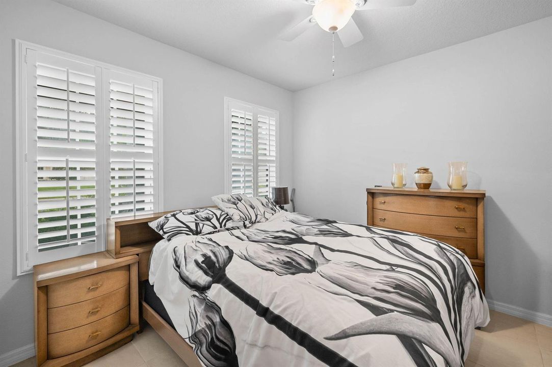 5-web-or-mls-3833 Lancove Way - Full - 5