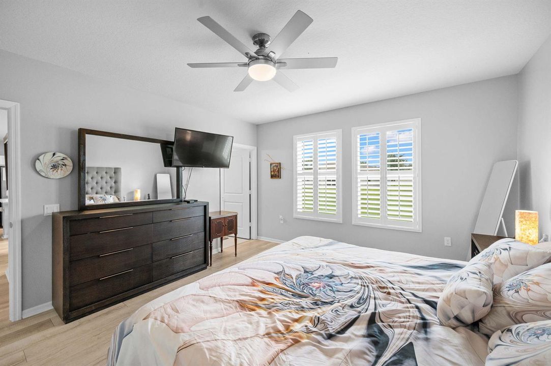 22-web-or-mls-3833 Lancove Way - Full -