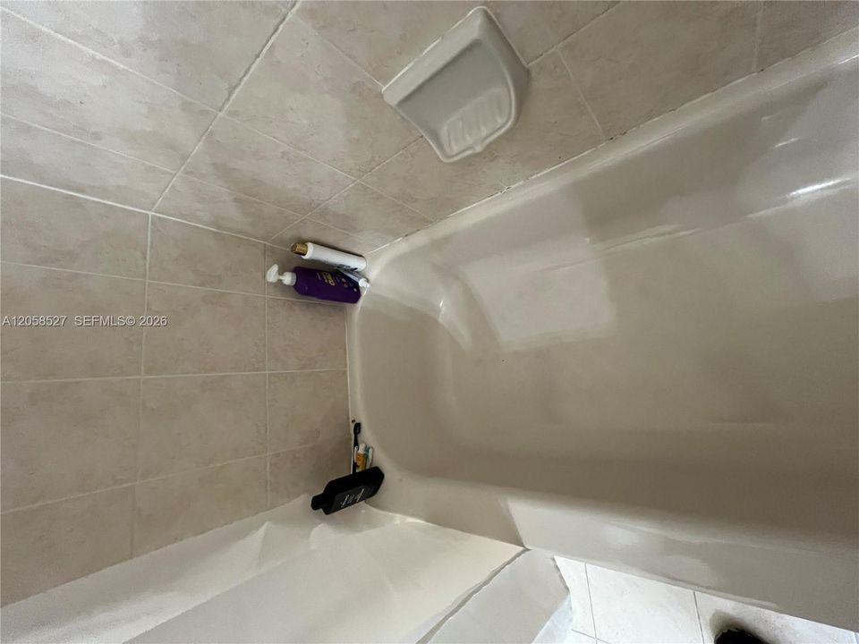 En Renta: $1,775 (3 camas, 2 baños, 1076 Pies cuadrados)