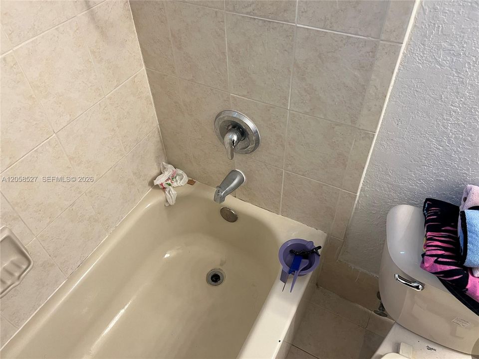 En Renta: $1,775 (3 camas, 2 baños, 1076 Pies cuadrados)