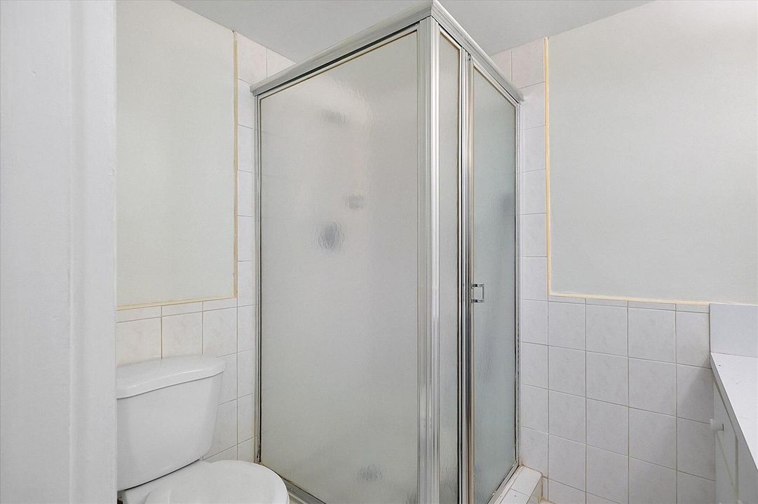 23-19001 NE 14th Ave #145_023