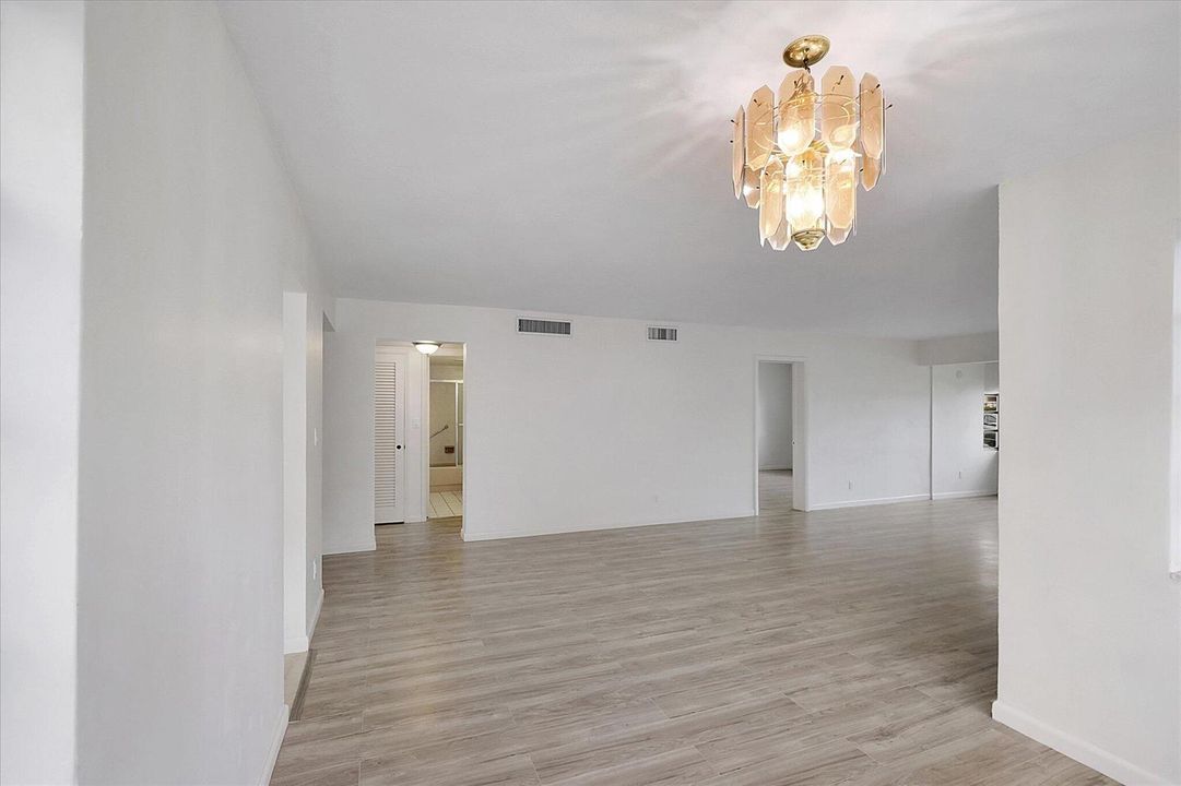 15-19001 NE 14th Ave #145_015