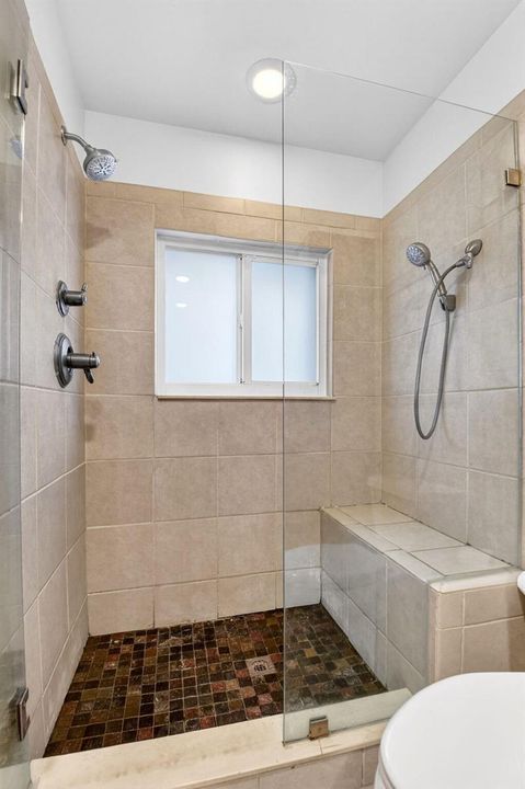 2842 shower