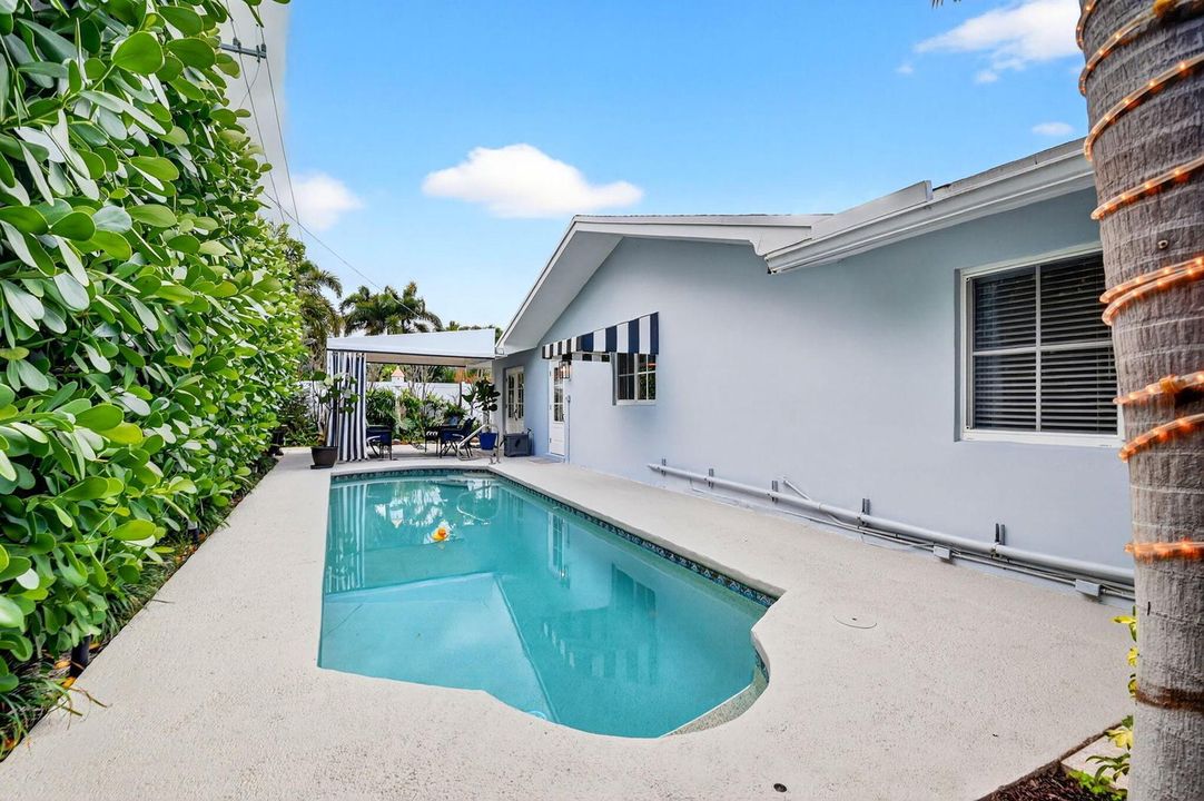 2842 pool