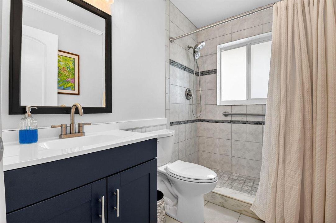 2842 2nd bath