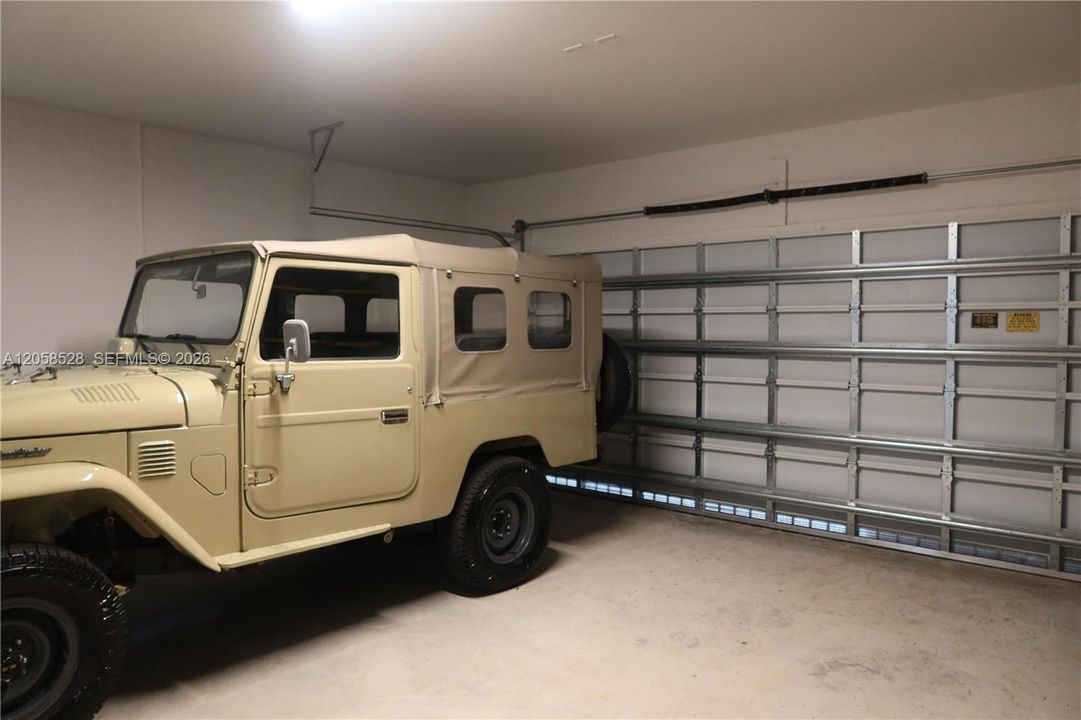 En Venta: $569,000 (3 camas, 2 baños, 1812 Pies cuadrados)