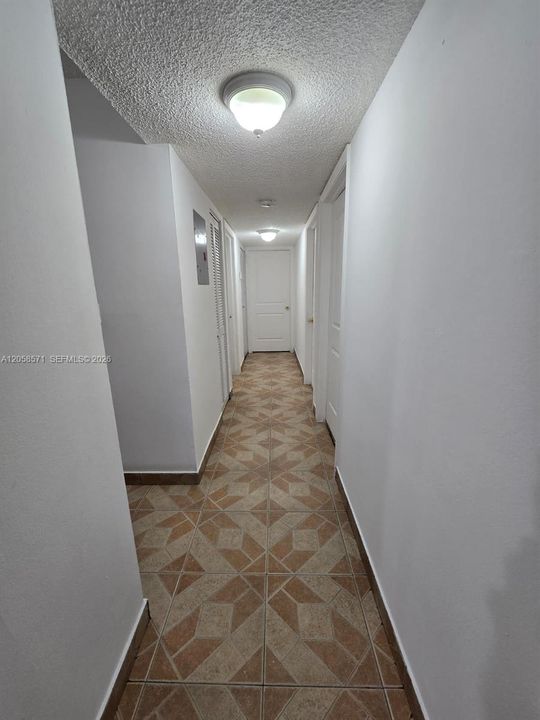 На продажу: $285,000 (3 спален, 2 ванн, 1165 Квадратных фут)