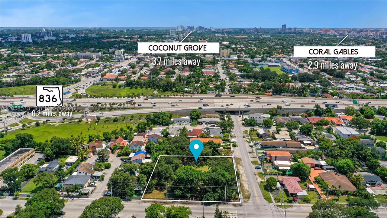 待售: $1,400,000 (0.99 acres)