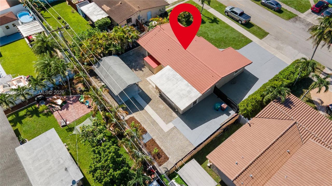 На продажу: $579,900 (4 спален, 2 ванн, 1574 Квадратных фут)