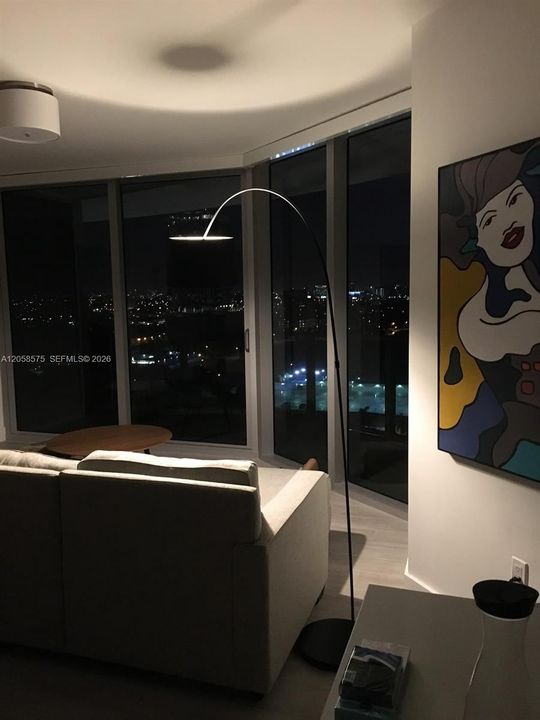 En Renta: $5,650 (2 camas, 2 baños, 1171 Pies cuadrados)