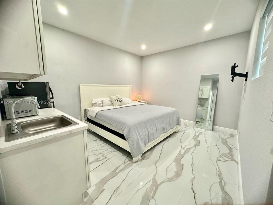 В аренду: $1,290 (0 спален, 1 ванн, 0 Квадратных фут)