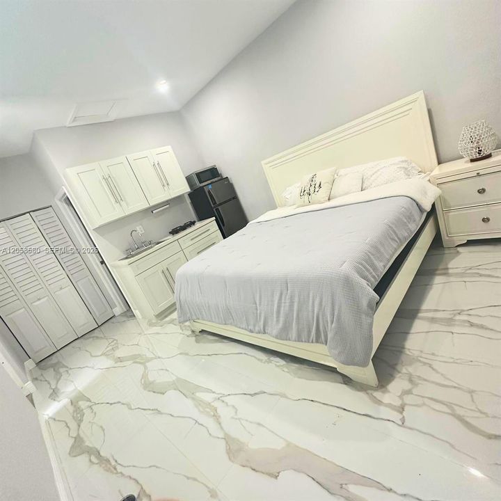 В аренду: $1,290 (0 спален, 1 ванн, 0 Квадратных фут)