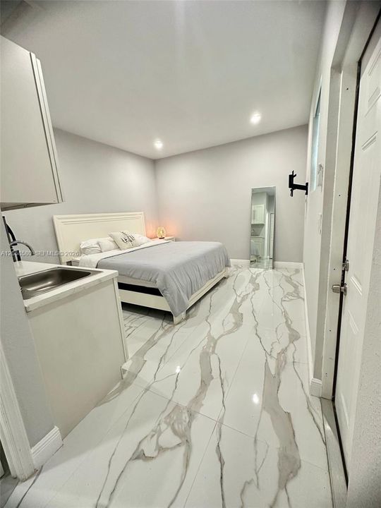 В аренду: $1,290 (0 спален, 1 ванн, 0 Квадратных фут)