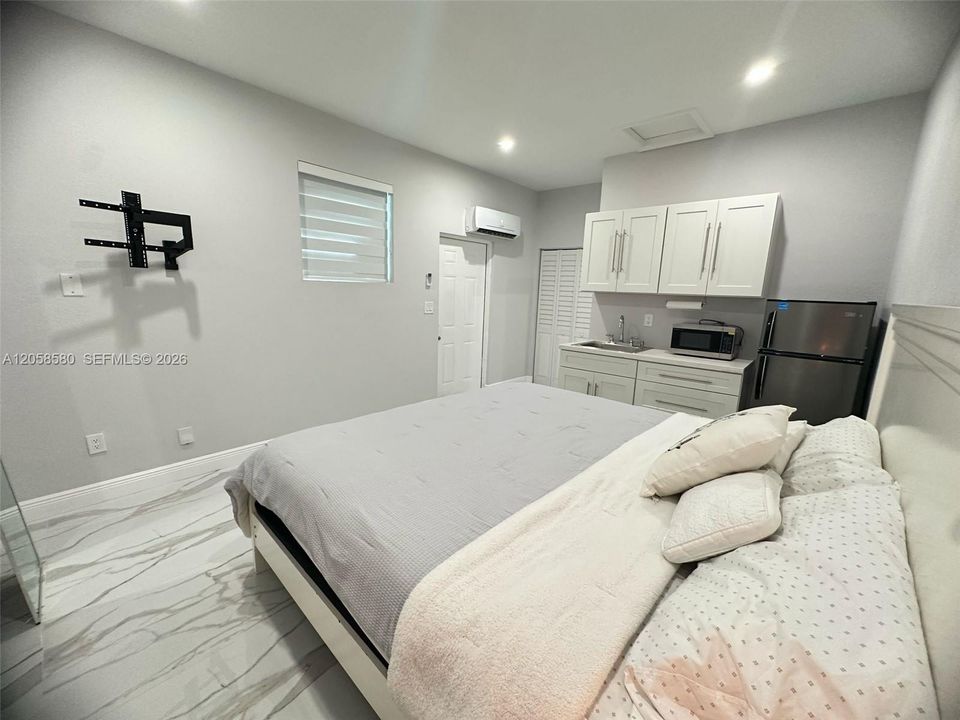 В аренду: $1,290 (0 спален, 1 ванн, 0 Квадратных фут)