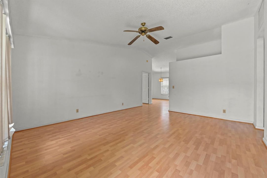 03 Living room 01