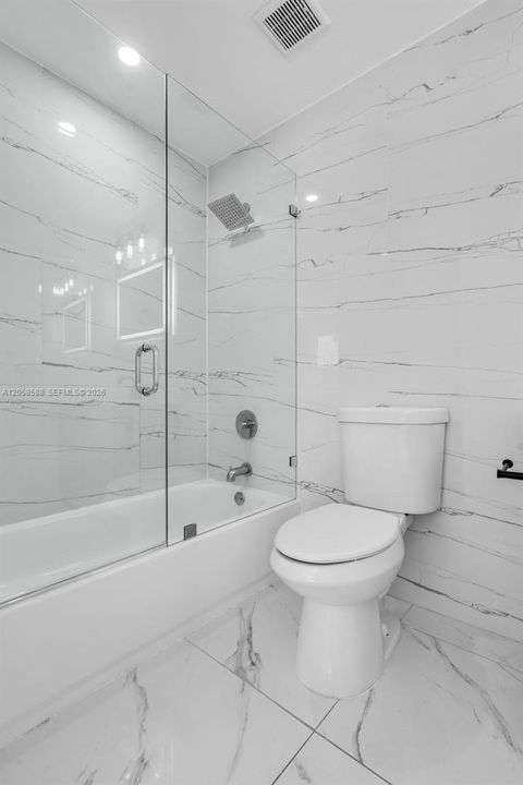 На продажу: $595,000 (4 спален, 2 ванн, 1464 Квадратных фут)