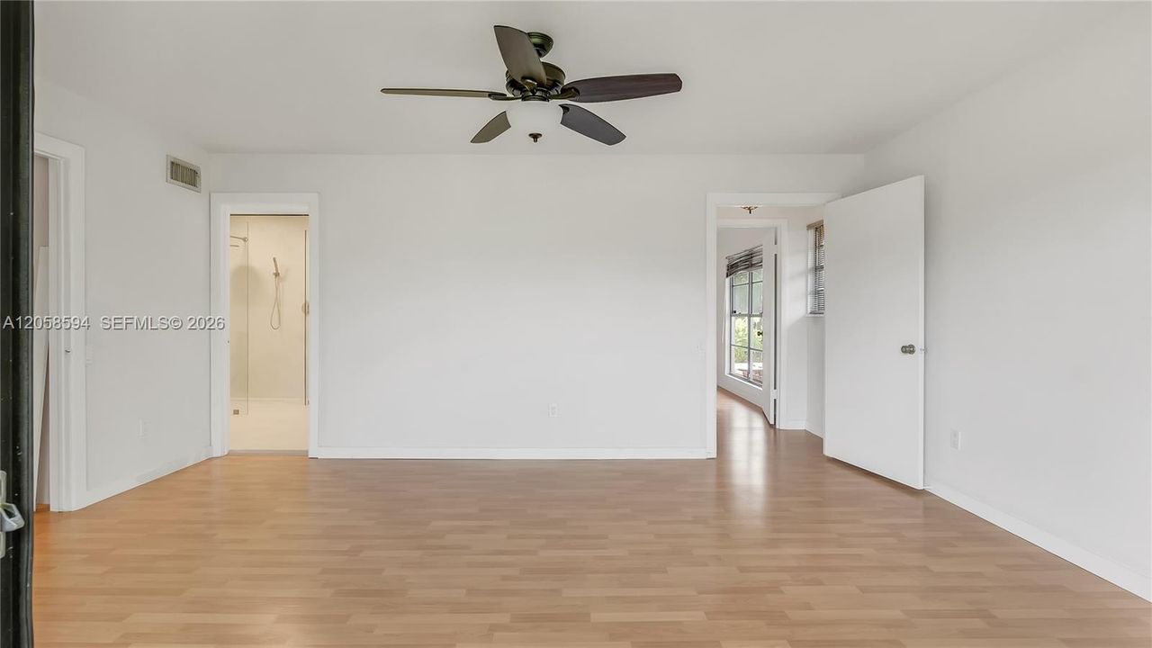 En Renta: $3,000 (2 camas, 2 baños, 1330 Pies cuadrados)