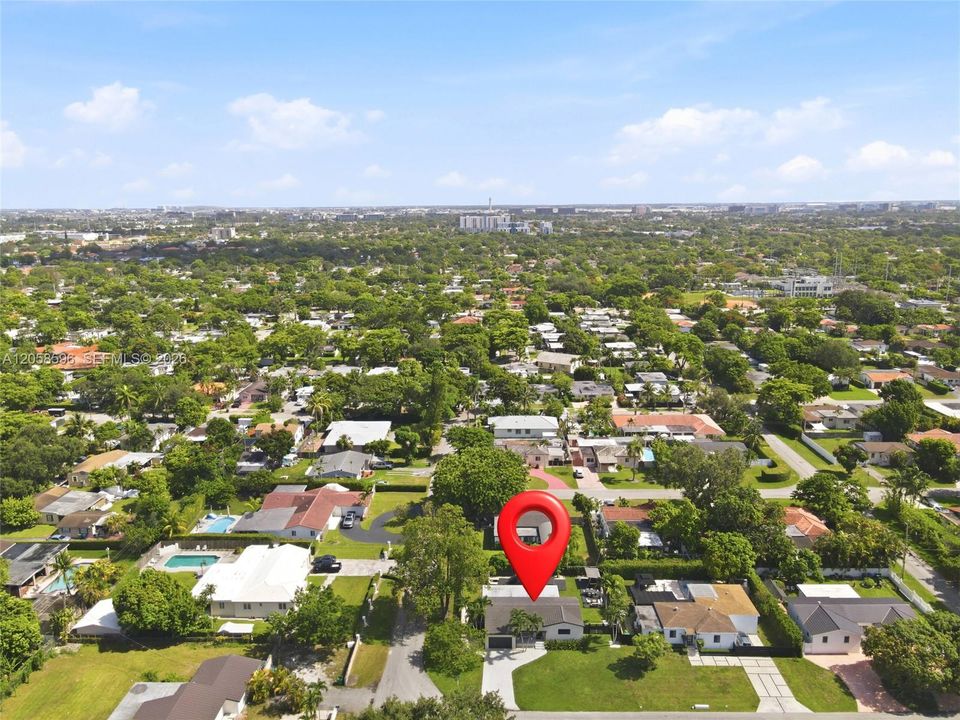 For Sale: $1,100,000 (3 beds, 2 baths, 1314 Square Feet)