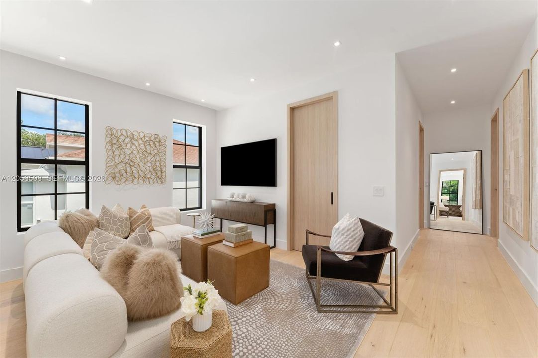For Sale: $4,225,000 (4 beds, 4 baths, 3150 Square Feet)