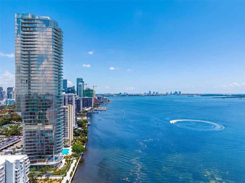 For Rent: $9,200 (2 beds, 2 baths, 1102 Square Feet)