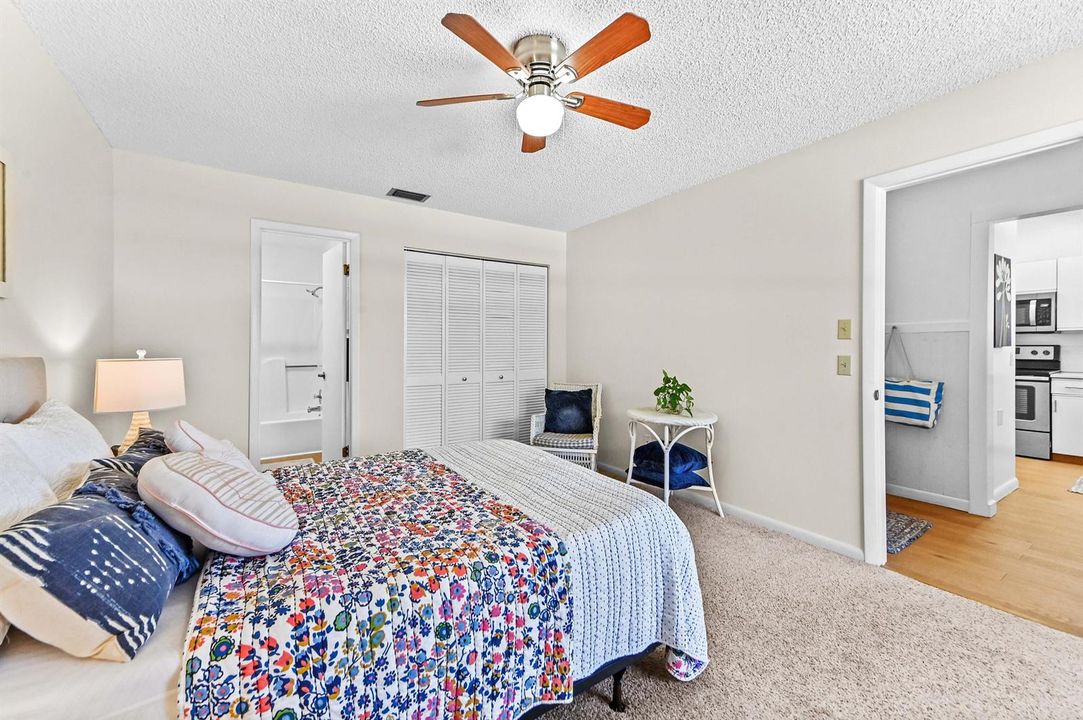 15 Bedroom 03
