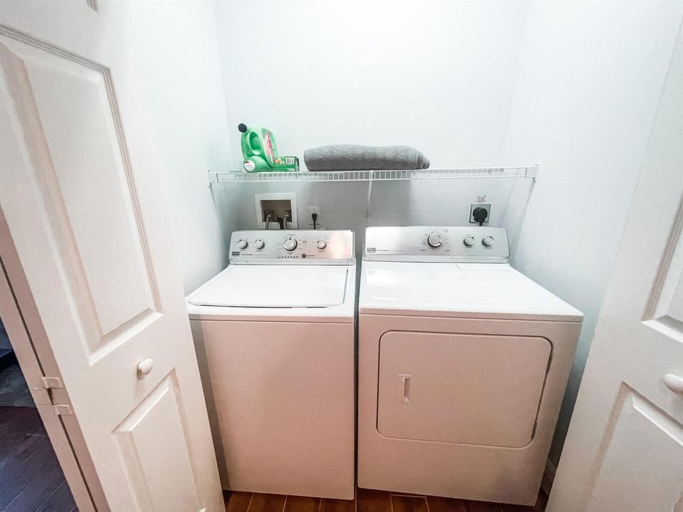 8402 Mulligan Laundry