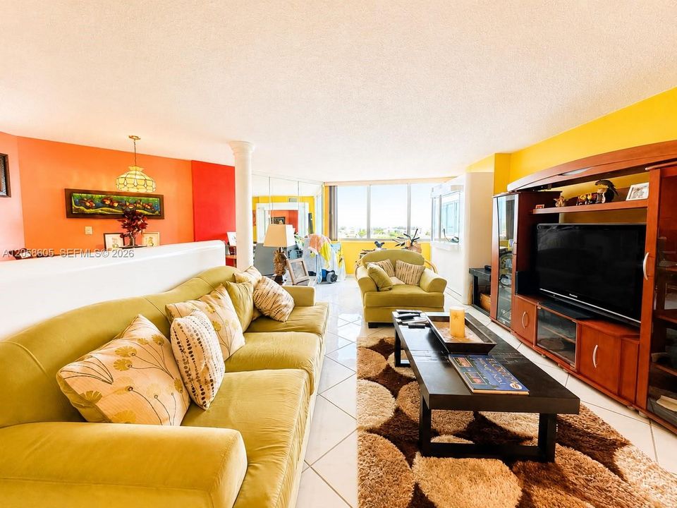 В аренду: $2,750 (1 спален, 2 ванн, 1010 Квадратных фут)