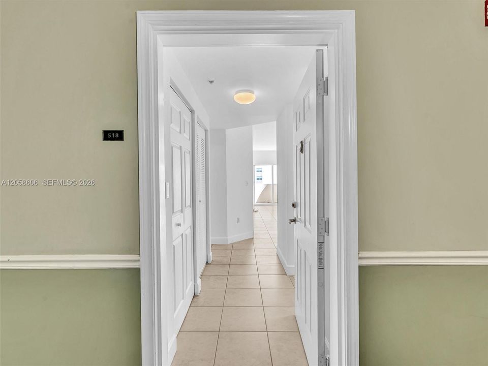 Douglas Grand Condo FOR SALE  50 MENORES AVE APT 518 CORAL GABLES, FL 33134