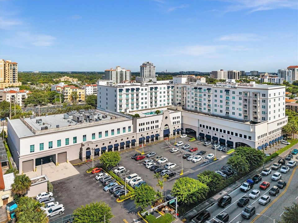 Douglas Grand Condo FOR SALE  50 MENORES AVE APT 518 CORAL GABLES, FL 33134