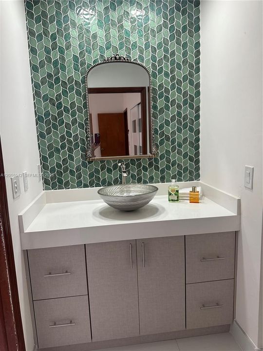 For Rent: $7,200 (4 beds, 2 baths, 1754 Square Feet)