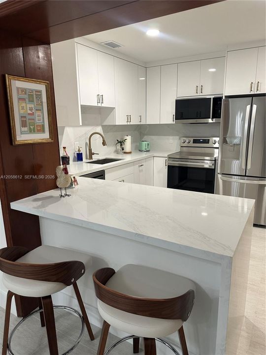 For Rent: $7,200 (4 beds, 2 baths, 1754 Square Feet)