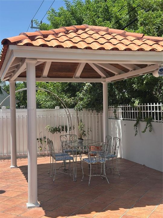 gazebo