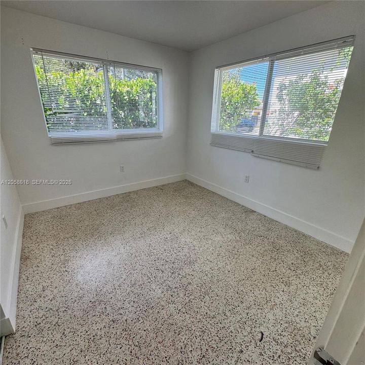 В аренду: $1,850 (2 спален, 2 ванн, 1200 Квадратных фут)