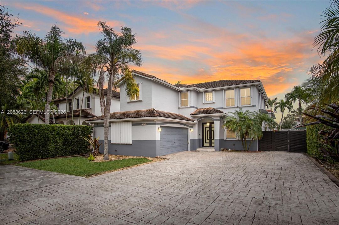 For Sale: $785,000 (4 beds, 2 baths, 2225 Square Feet)