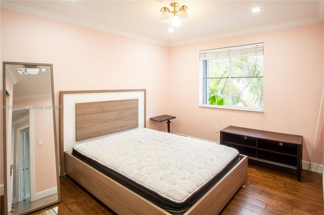 For Sale: $785,000 (4 beds, 2 baths, 2225 Square Feet)