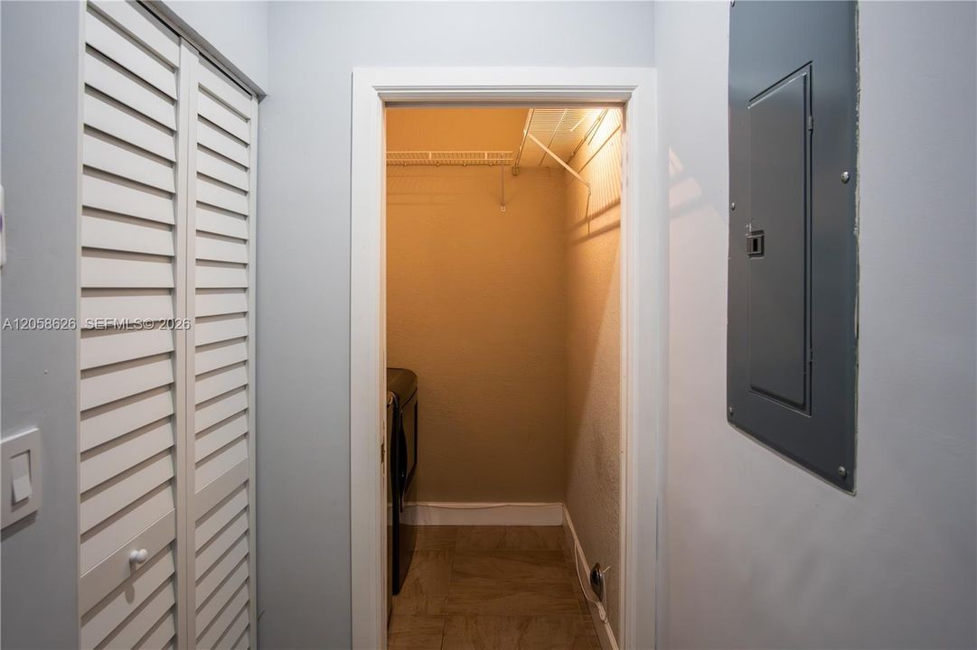 For Sale: $785,000 (4 beds, 2 baths, 2225 Square Feet)